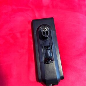 Dyson Gen5 Outsize replacement battery and charging cord